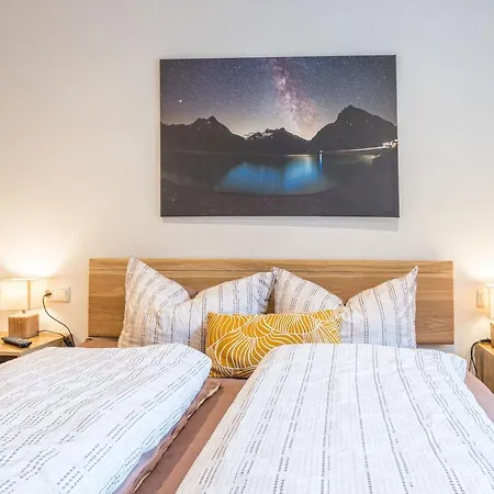 Haus Saltaer Apartamento *